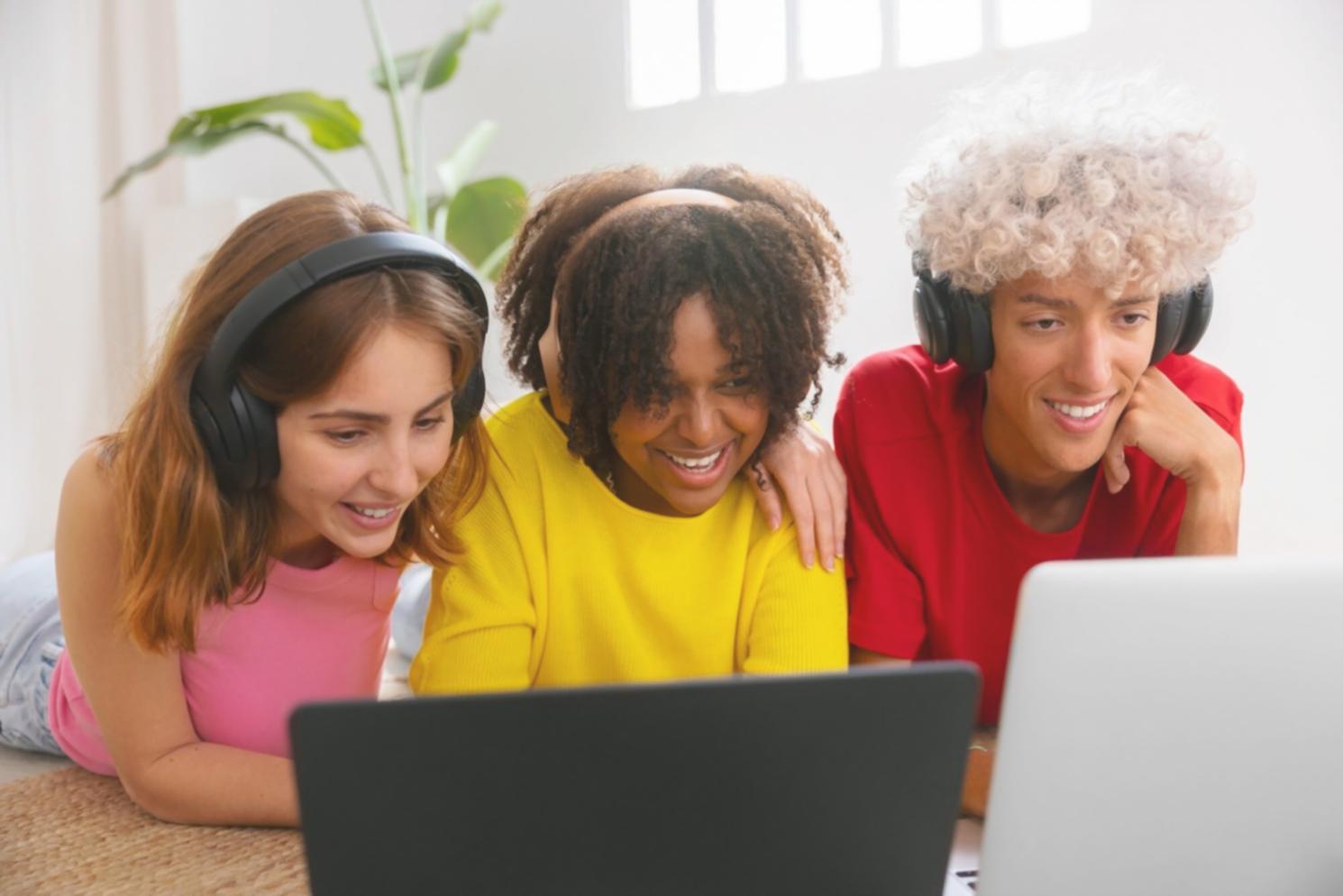 Australian labour market statistics and employment data visualization